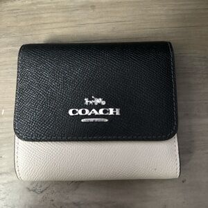 Coach Two-Tone Black and Cream Wallet
